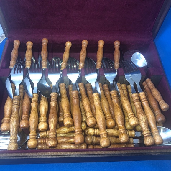 lifetime cutlery Other - Lifetime cutlery  Handle Old Homestead Set Flatware Silverware Vintage 51 pc